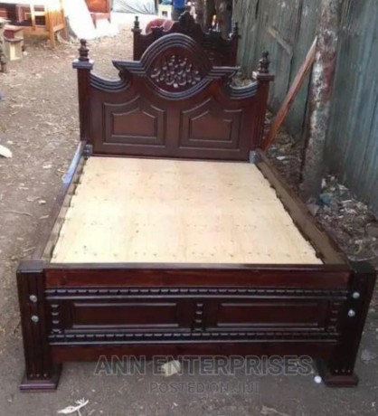 mahorgany-bed-for-sale-big-0